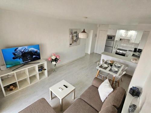 Los Cristianos Heated Pool Sea View AC