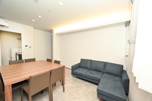 NY Hotel Premium 1 新宿2階建て3室1バスルーム1シャワー2トイレ