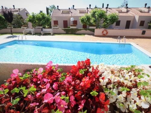 Casa adosada cerca de la playa, 3 habitaciones, garaje - ES-298-11