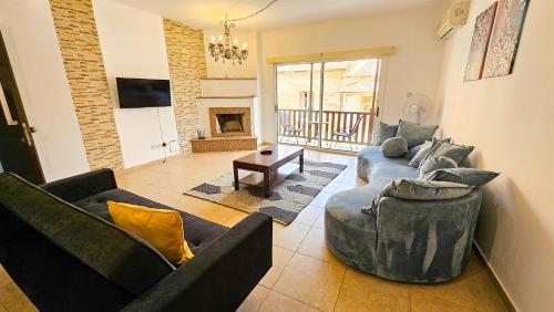 SKY Line City Rooms, 150m from Chabad Lubavitch