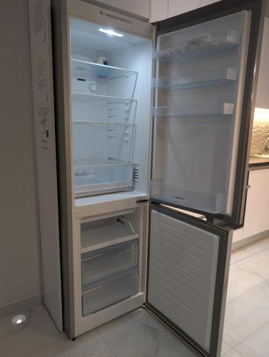 Luxury & Spacious Apartment in Athens