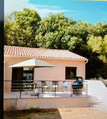 Clos Jeannette Villa près de la plage de Pinarelle et des piscines naturelles du Cavu