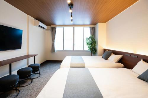 Urban Stay LC12Bankan