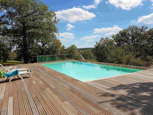 Maison Hauts de Lascombes Gramat Parc et piscine