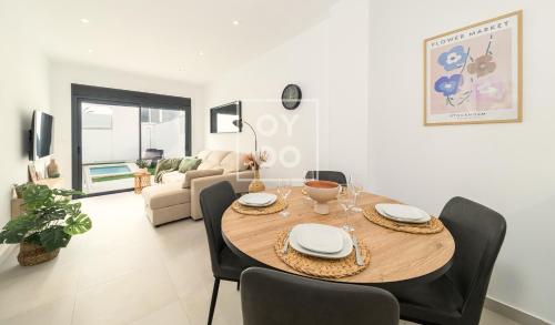 Perla de Pilar - Private pool and rooftop near Beach - by Oyoostays