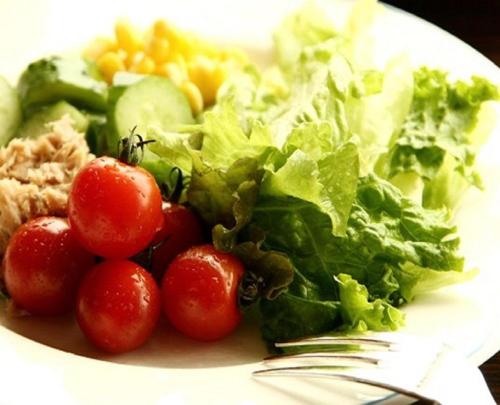 Comida en o cerca de este hotel