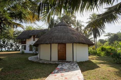 Trinity Beach Villas 야외 정원