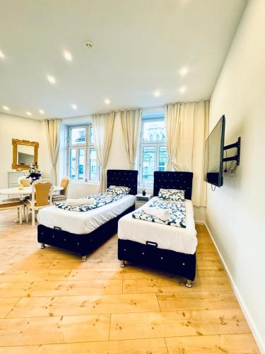 Stylish 3-Bedroom Stay Close to Kaufpark Alterlaa