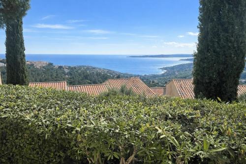 Les Terrasses Azur, Vue mer, Piscine et Tennis