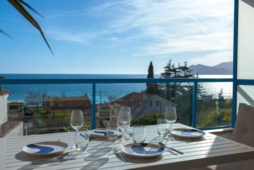 Blue Riviera - Terrace with sea view, pool, modern, spacious, AC