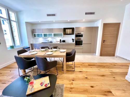 L'Elégance Rue d'Antibes - Palais & Plages - 200 m Croisette - Parking privé - Clim - Wifi
