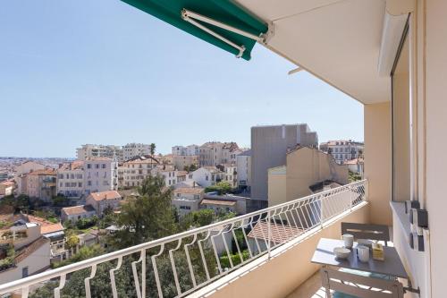 Perchoir - Balcon, vue sur la ville, Palais&Plages