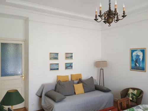 Cannes Holidays - Charmant, authentique, 3 Chambres, calme, Palais & Plage photo 7