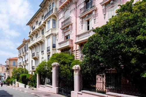 Cannes Holidays - Charmant, authentique, 3 Chambres, calme, Palais & Plage photo 4