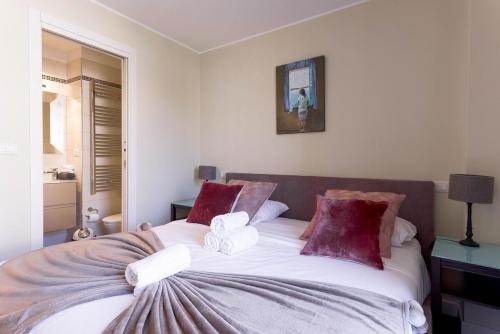 Notre Dame - Terrace, AC, 3mn from Palais & Beach, modern