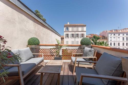 Notre Dame - Terrace, AC, 3mn from Palais & Beach, modern