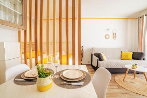 Cocoon Center - Rue d'antibes - 200m plage- Clim - wifi - Unique photo 11