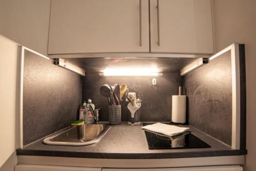 Cocoon Center - Rue d'antibes - 200m plage- Clim - wifi - Unique photo 10