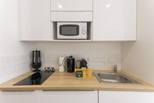 Good Vibes - 10mn from harbor, 5mn from Palais and train station, central, AC, comfy