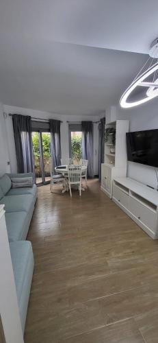 Amalia sunny ground floor bungalow with 2 bedrooms