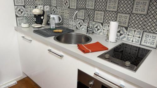 Appartement T2 coconing, WIFI, INTERNET, CLIM, 300m plage