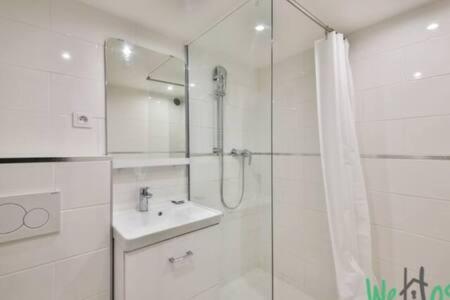 WeHost - Loft design au cœur du Marais – 4 voyageurs