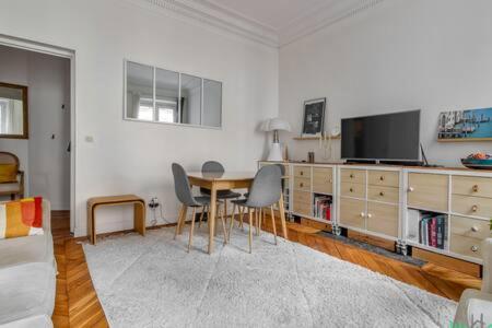 Pierre Fontaine 2 - KP - Spacious 70m2 apt between Pigalle and Montmartre