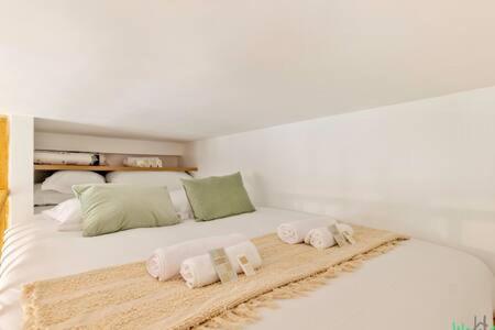 WeHost - Studio cosy & lumineux pour 4 – au cœur de Paris