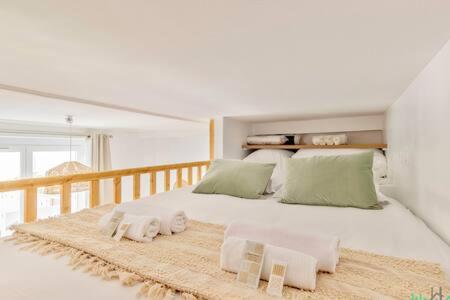 WeHost - Studio cosy & lumineux pour 4 – au cœur de Paris