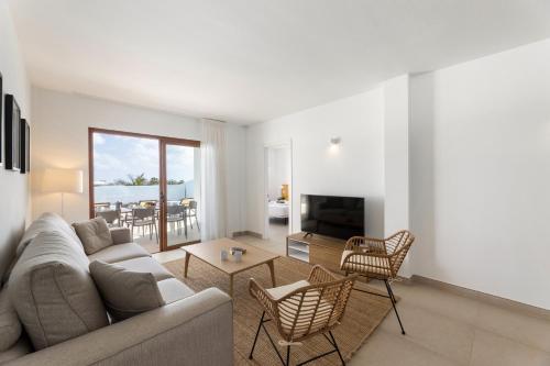 Villa Los Altos Lena 12B by Escape Home