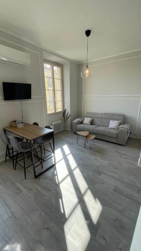 Cannes Centre charmante duplex lumineux