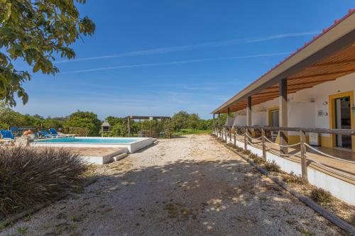 Charming Farm Stay in Alvor Rural Escape