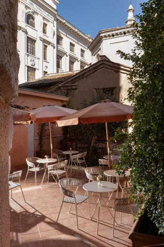 Hotel Viminale — Inner courtyard view