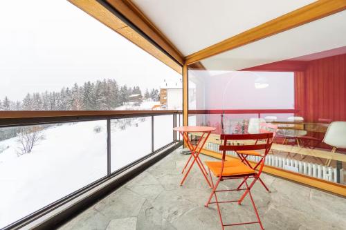 Alpine Panorama Spacious Mountain Retreat