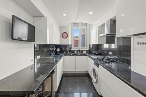 REF 2048 - Superb duplex in the heart of La Banane - for rent