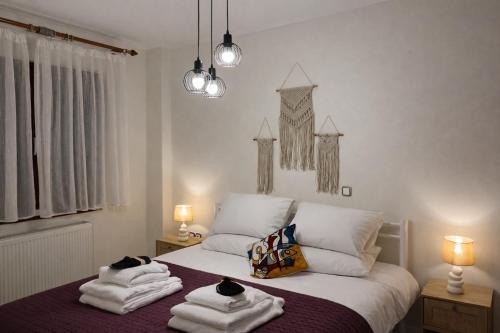 Cozy apartment in Old town Ano Polis