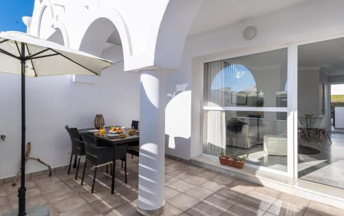 Casa Danesa, Holiday Resort with heated pool, gym and restaurant
