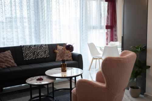Coco mini Trikala-5min center & free parking
