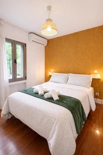 Old Town Apartment By Glodeko Homes