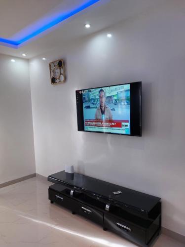 Biagui Sky Studio TV 또는 엔터테인먼트 센터