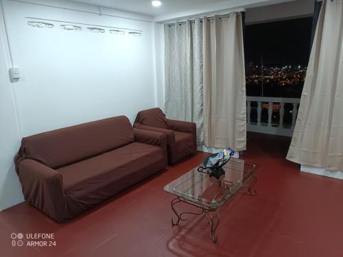 Cozy 2 Bedroom Escape with an Exceptional POS View