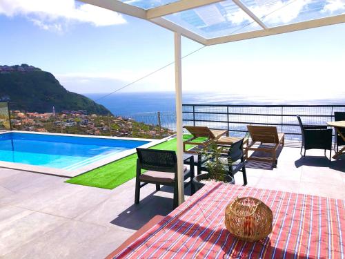 Casa Bela Vista, Swimming pool and sea view
