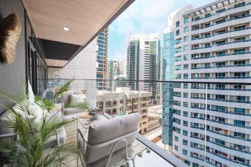 Brand New 1BR Marina Living with Padel