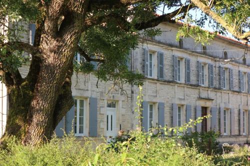 La Grande Lignatte Heart of Aunis