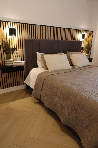 Costa Homes 2