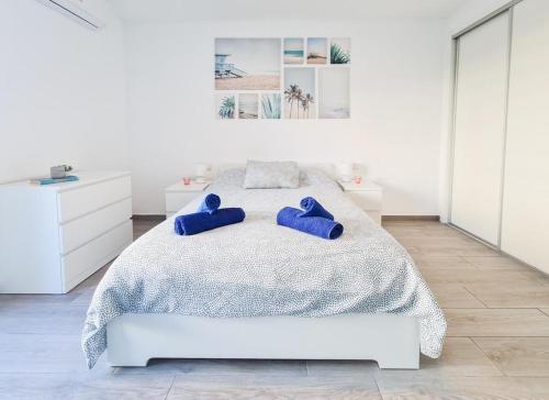 Beautiful studio in Benalbeach photo 14