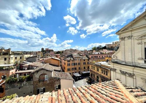 Panoramic Terrace Trastevere Apartment, Central with amazing view
