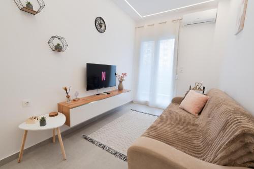 Bright and comfortable apartment in Thessaloniki