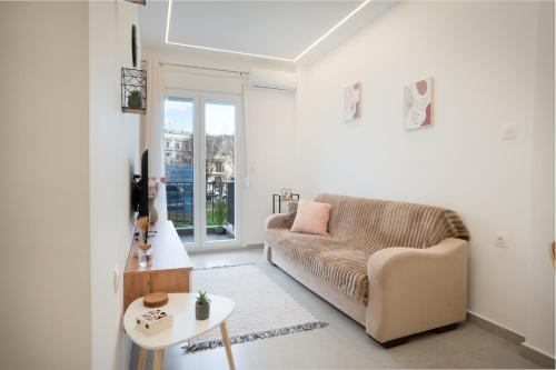 Bright and comfortable apartment in Thessaloniki
