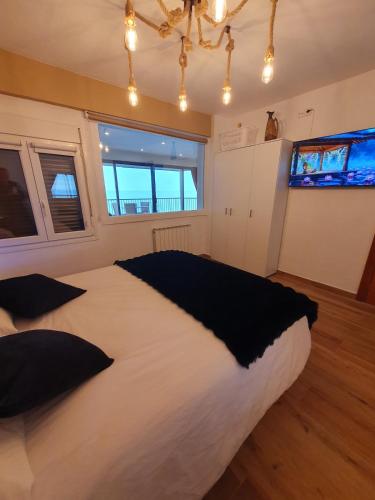Paradise 28 Oceanfront Apartment Costa Pinos Mar